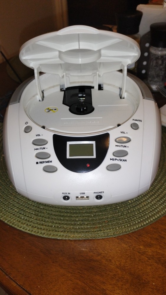 LONPOO am fm cd player tested works model LP D01
