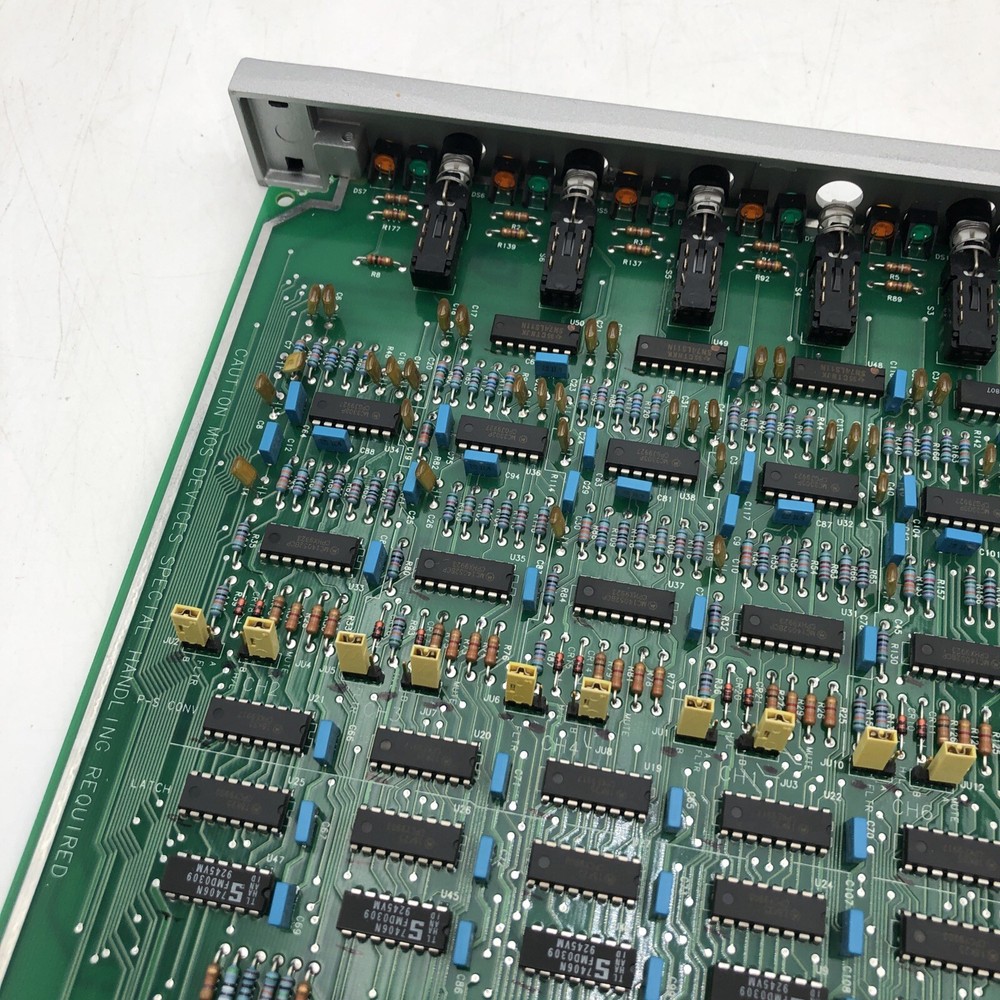 Motorola TRN8663B Trans interface board READ M