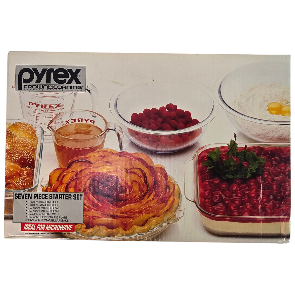 Pyrex 7 Piece Glass Bakeware Set NOS Unopened Box Starter Set Vintage
