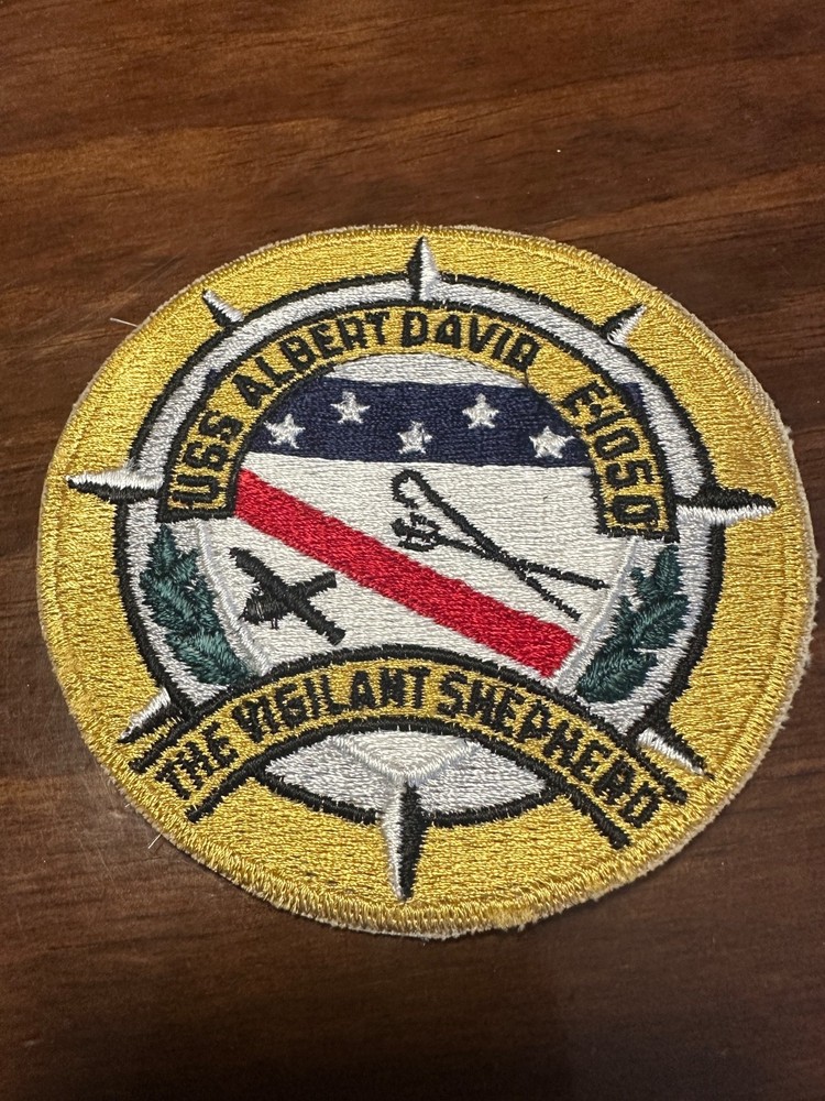 Vintage US Navy USS Albert David DE-1050 Ship Patch