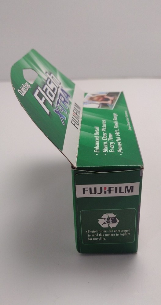 NEW "FUJI FLASH EXTRA" SINGLE USE 35mm CAMERA in SEALED PACKAGE QUICKSNAP