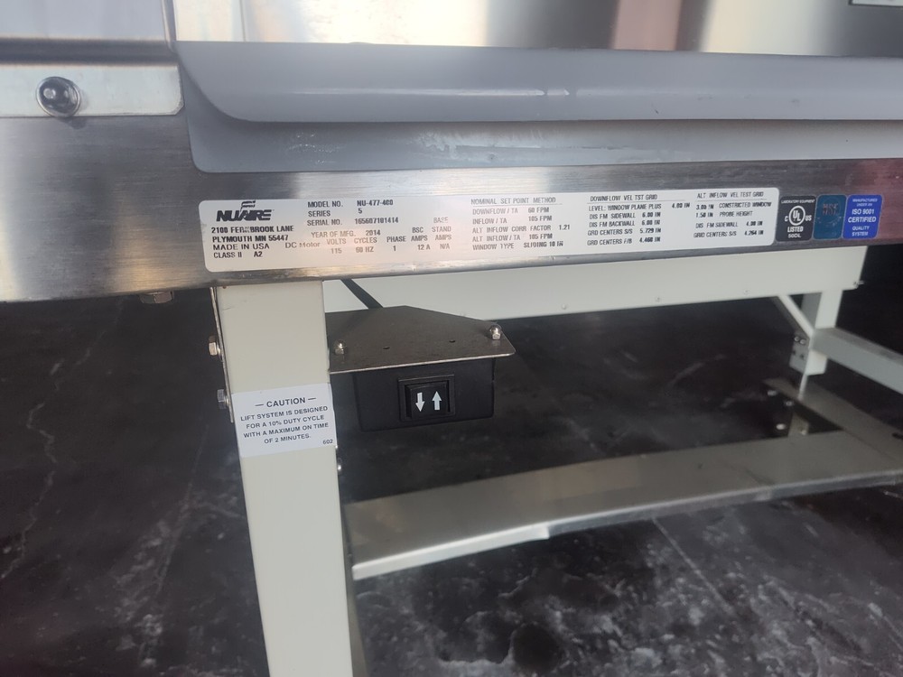 Nuaire Class II TYpe A2 Hood 4 Ft
