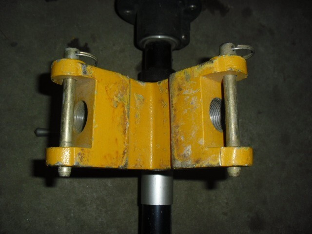 Pole / Post mount Tribrach