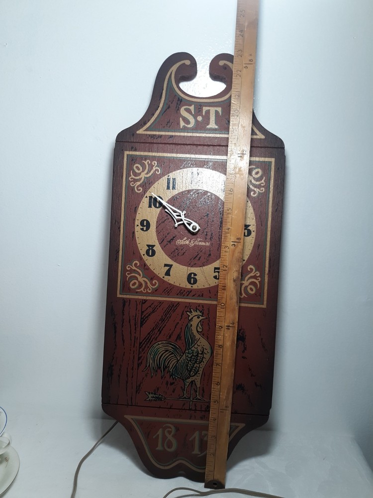 VINTAGE 'Lady Seth' SETH THOMAS Cornwall Wall Clock w Rooster Art