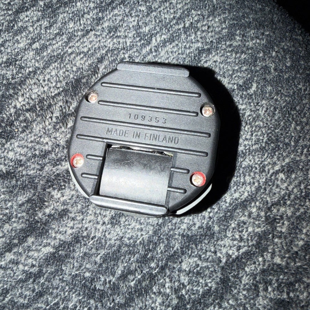 Suunto Solution Scuba Dive Computer Only No Batteries Or Straps