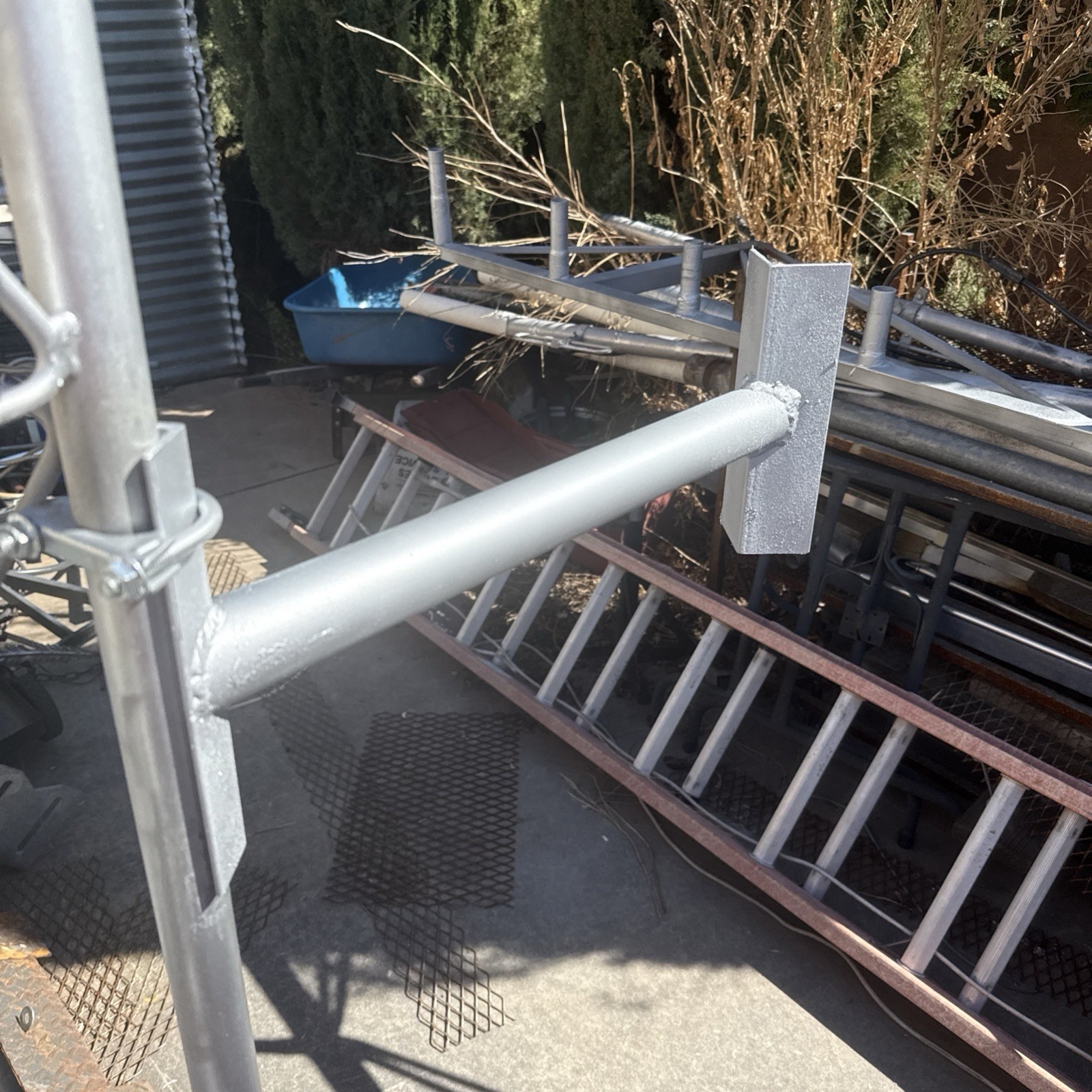 Antenna tower side arm standoff 18 inches from tower