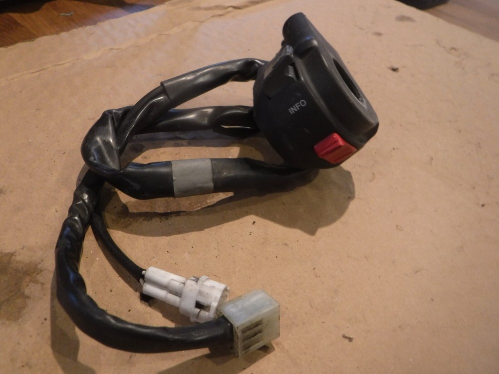 Yamaha MT125 Right hand Side switchgear handlebar switch controls