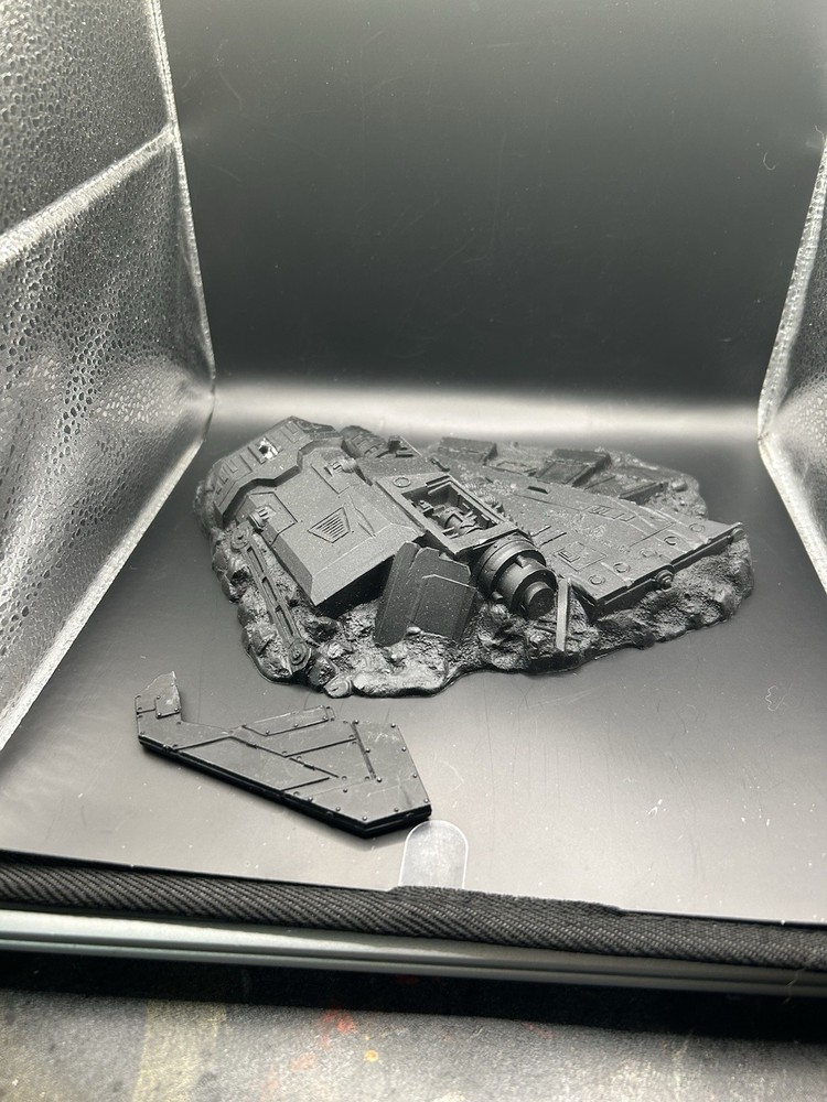 Warhammer 40k crashed Aquila lander terrain