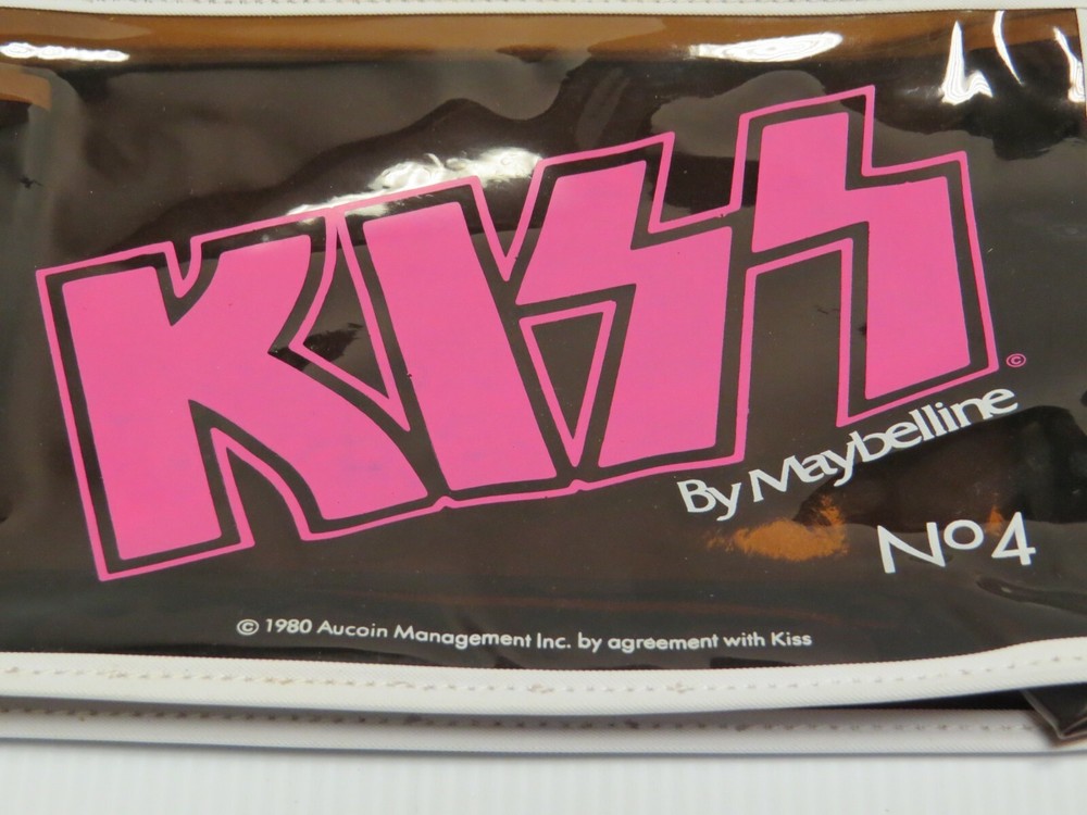 KISS AUSTRALIAN MAKEUP BAG #4 1980 AUCOIN
