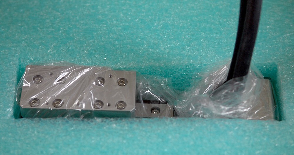 NOS, PRIMATICS 0-1278-4030 PRECISION LINEAR STAGE, 27 MM .32 um REPEATABILITY.
