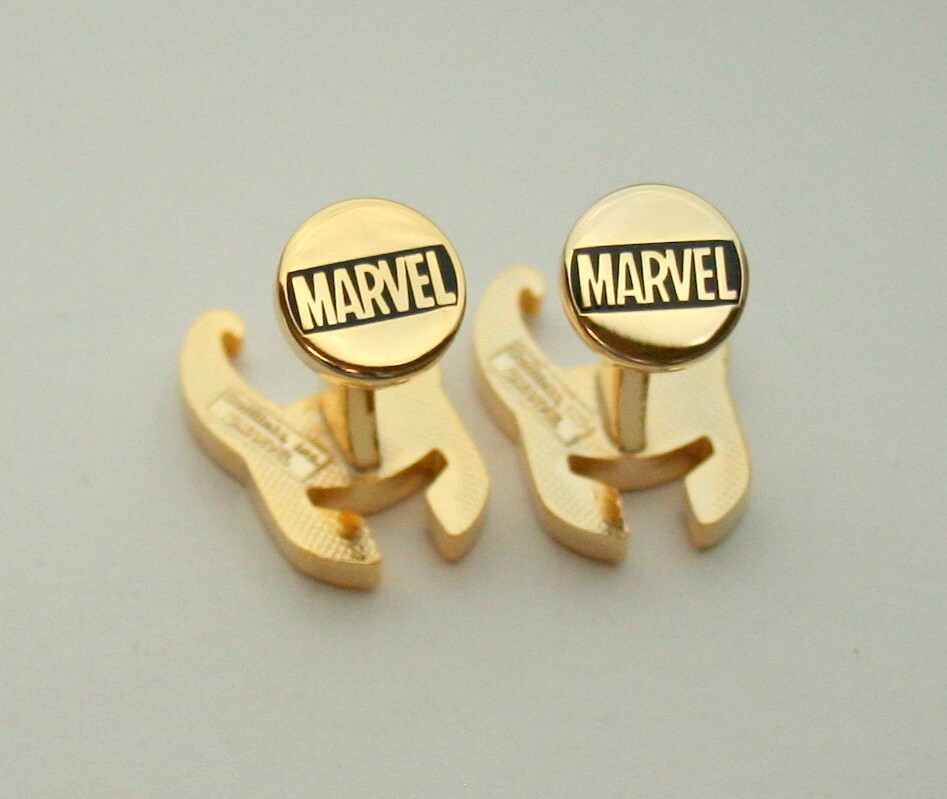 Marvel Comics Classic Loki Helmet Marvel Cufflinks New Gift Box GP