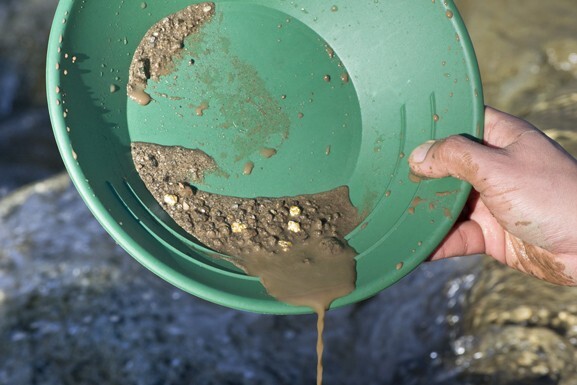 10" PANNING GOLD PAN SMOOTH BOTTOM LIP GREEN