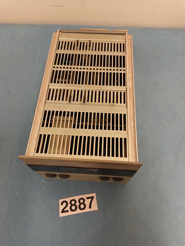 Balzers TPG 300 Pfeiffer Balzers Vacuum Controller, PE300 Cold Cathode Board