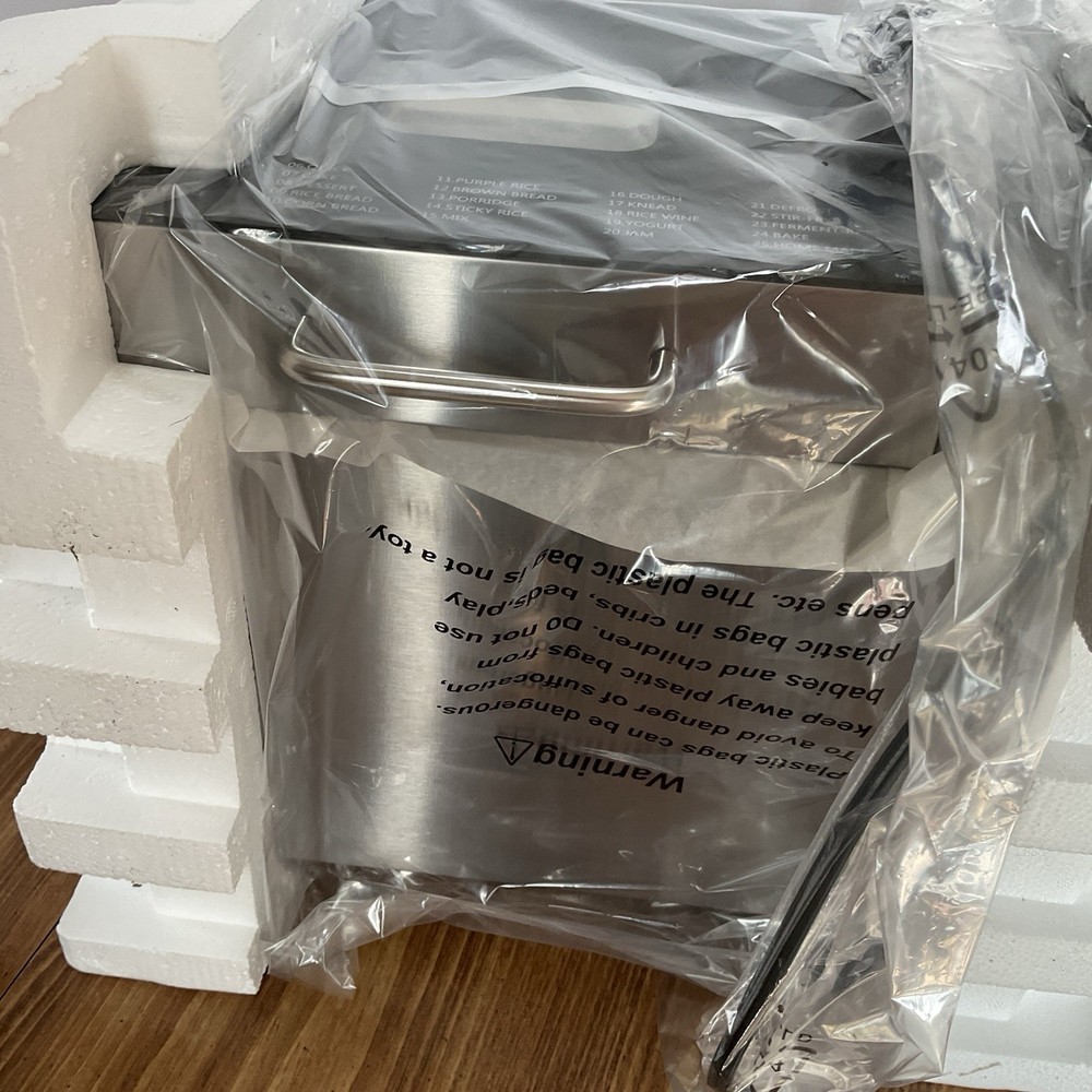 Moosoo BM8202 25 In 1 2lb Programmable Bread Machine Maker Digital Touch NEW