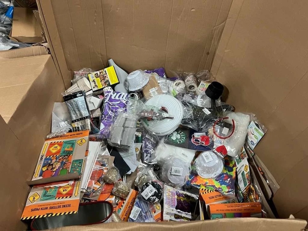 📦 Retail Bulk Liquidation Box – Mixed Merchandise Surplus Lot