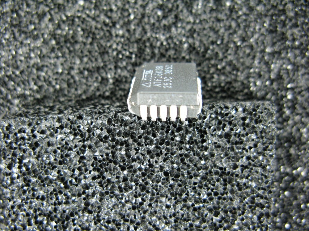(5) Erased ATF16V8B-25JC High-performance EE PLD