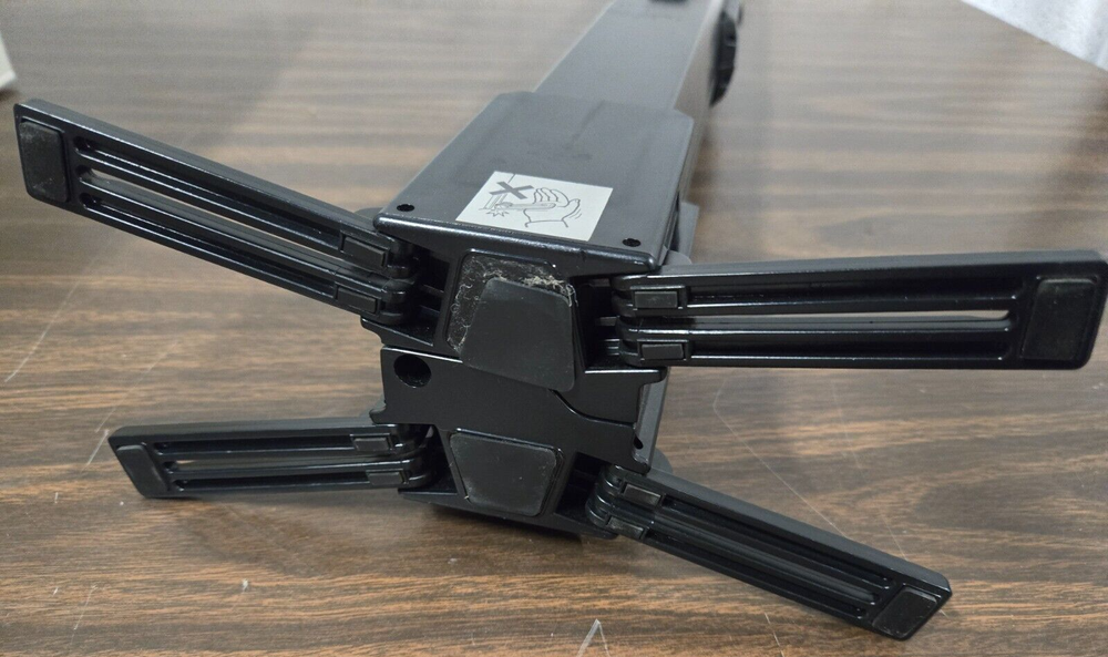 Proxima 50" Tabletop Screen A650 - Light Portable Projector Screen