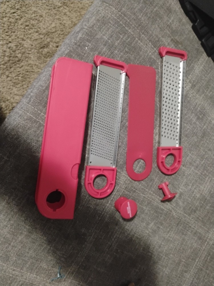 Good Housekeeping Multi Blade Folding Cheese Grater Red