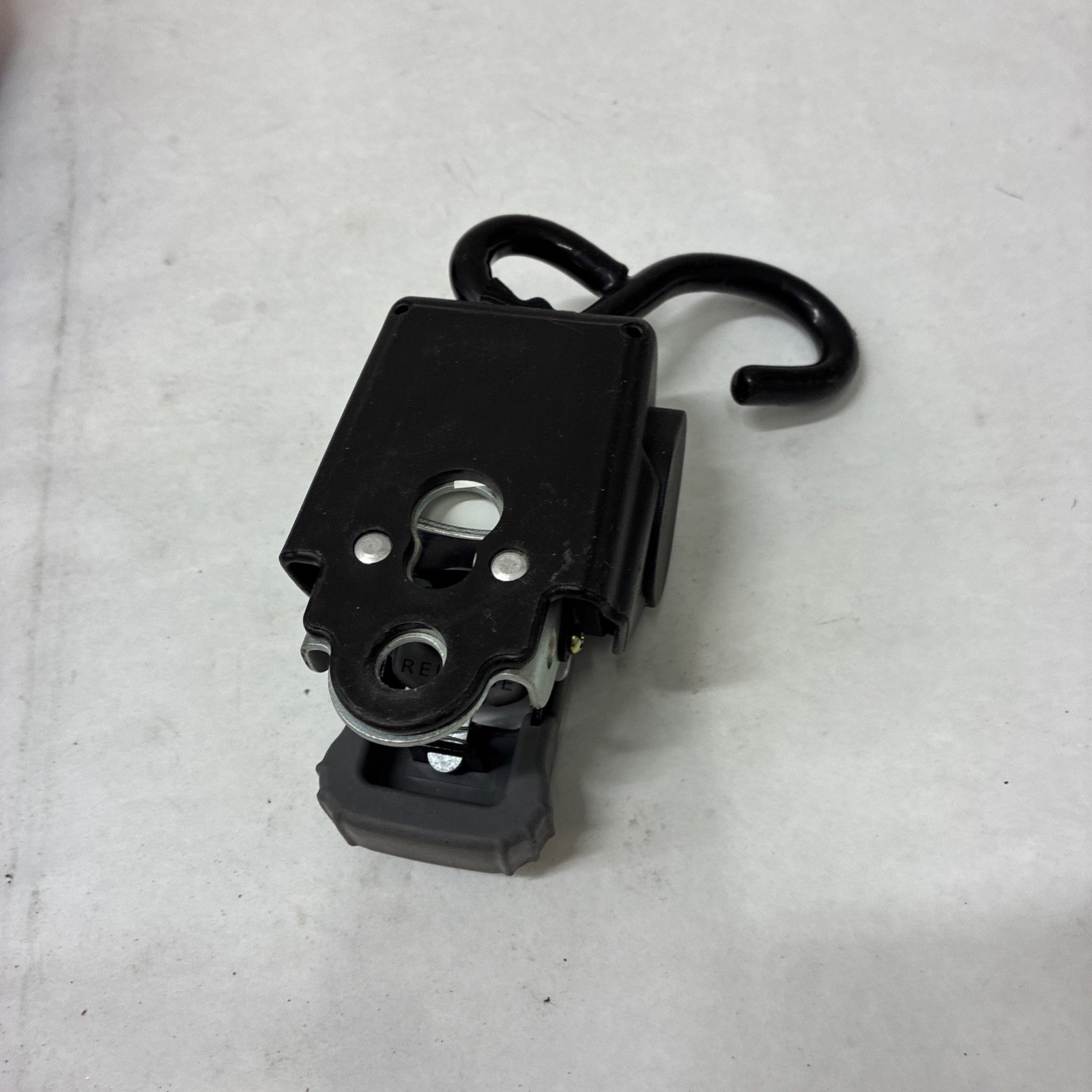 Boat Buckle Retractable Bow Tie-Down 2-Inch x 43-Inch, Black