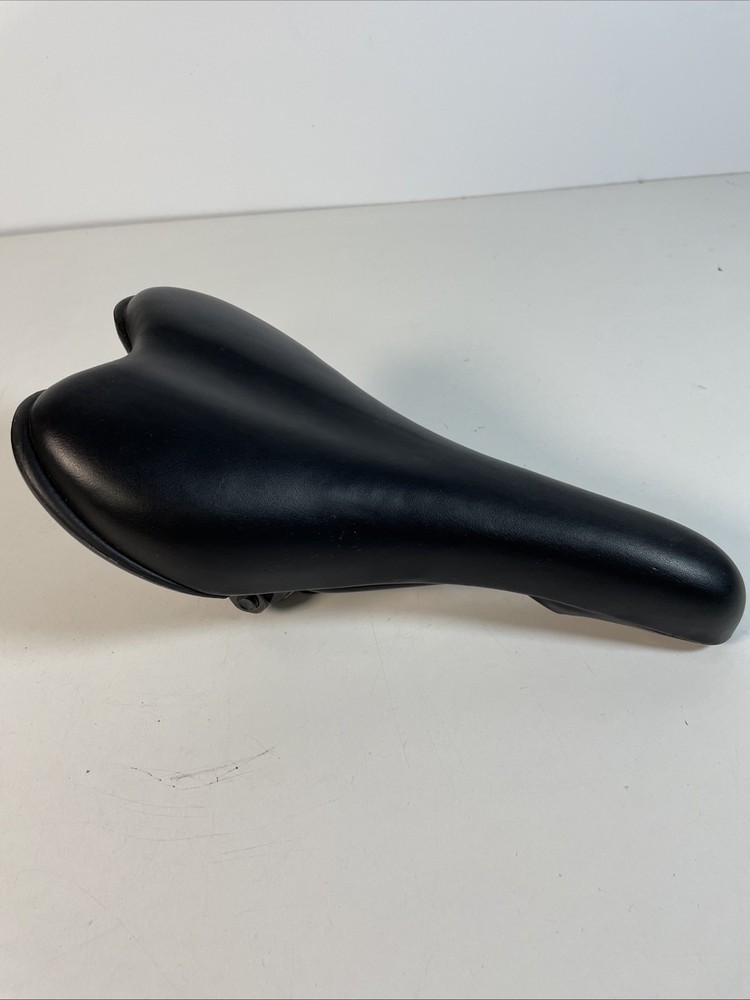 DADI 27-1 Bicycle Seat/Saddle Black Racing Performance