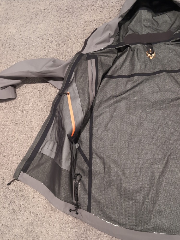 First Lite Omen Storm Shelter Jacket Medium Ash Grey Excellent! Free Ship!