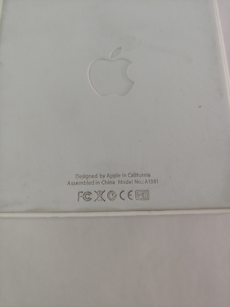 Apple A1381 Charging Cradle Docking Base