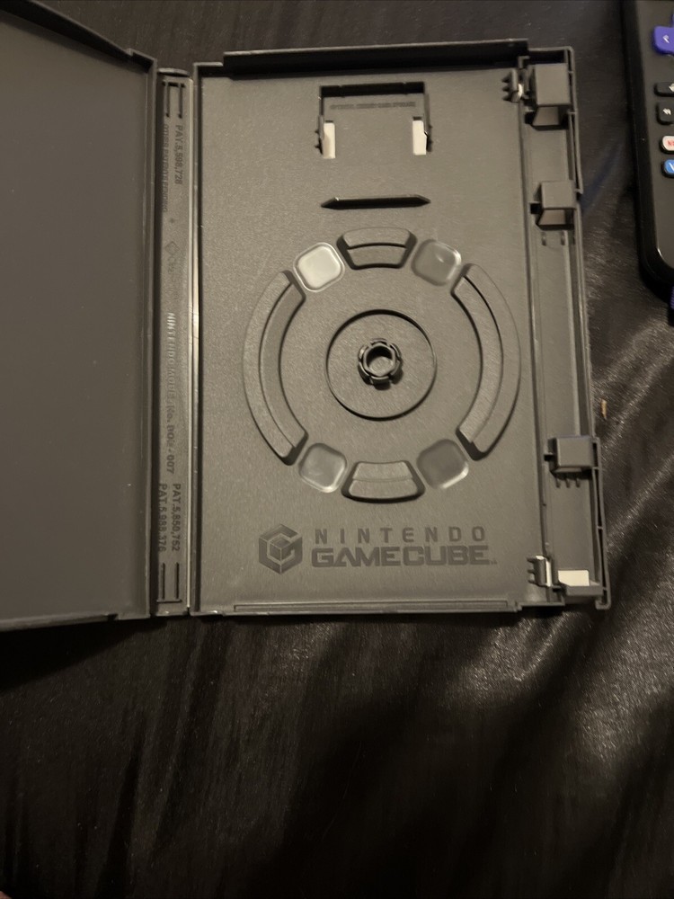 13 gamecube Case only