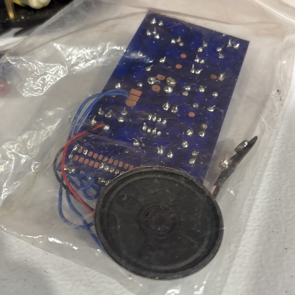 ELEGOO Robot Smart Car Kit V2.0 NEW STEM Computer Code Programming Kids - Parts