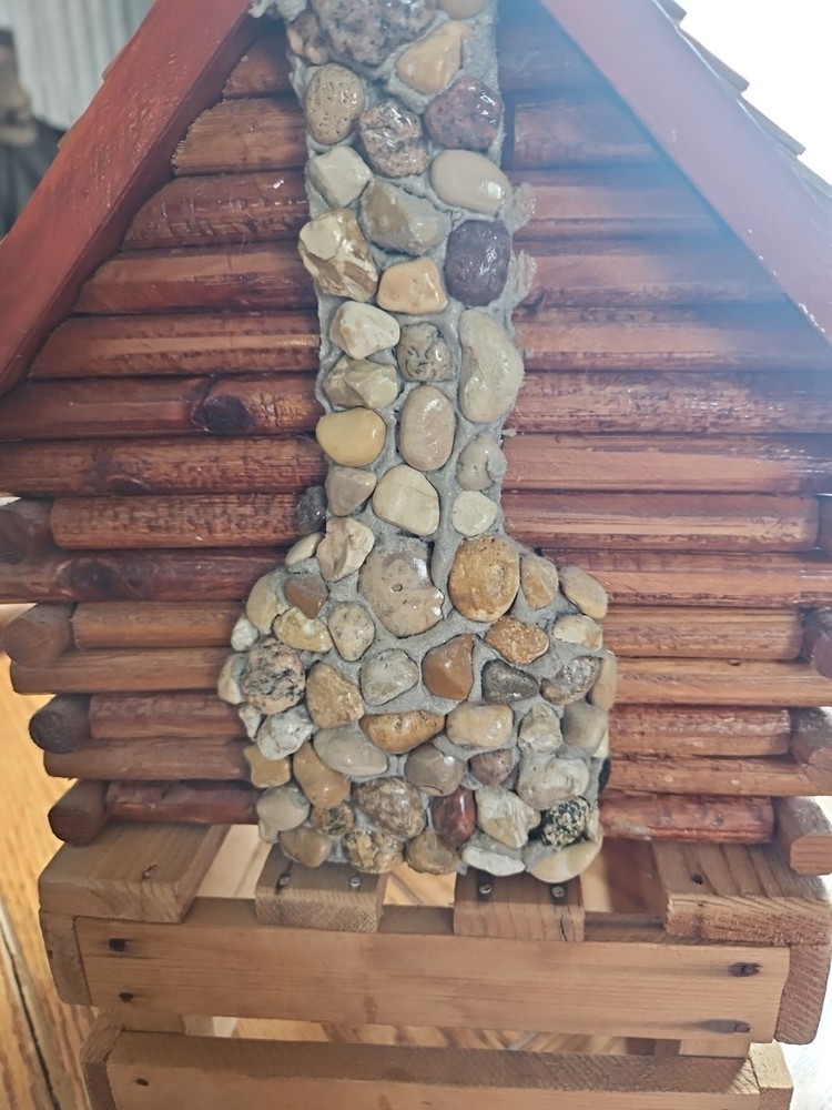 Handmade Log Cabin Birdhouse