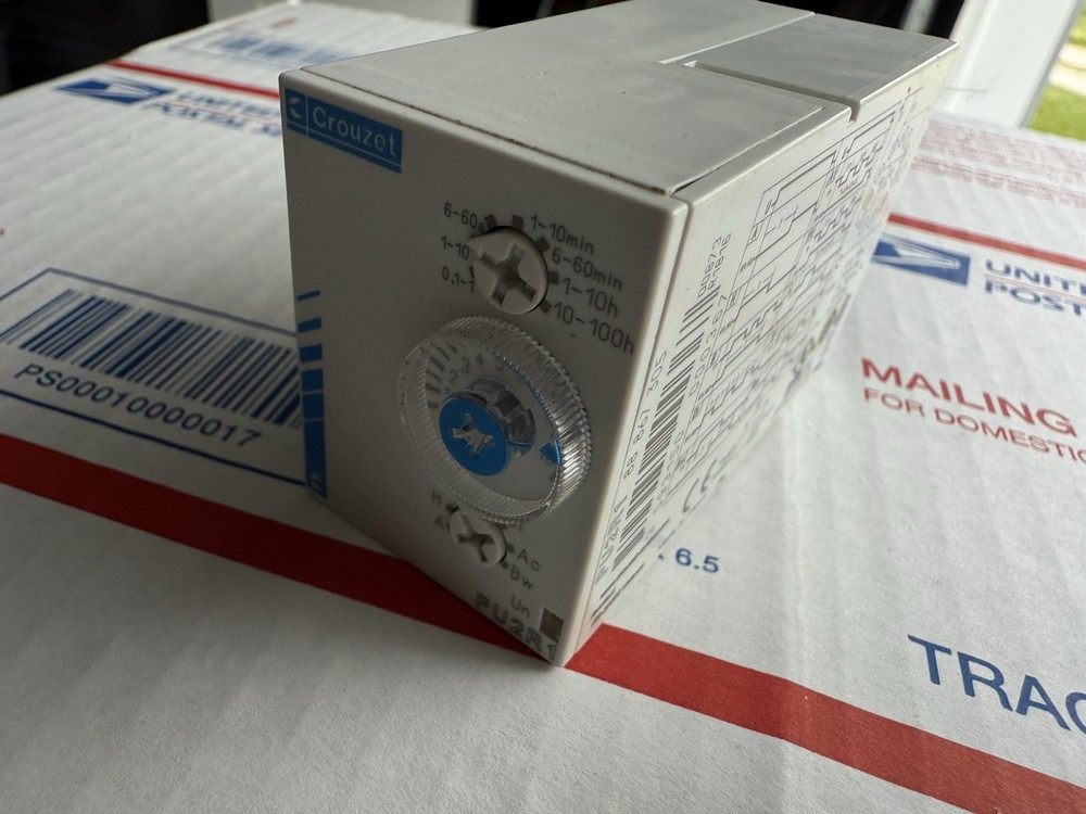 CROUZET PU2R1 MULTI-FUNCTION TIME DELAY RELAY 24-240 VAC 0.1s-100h