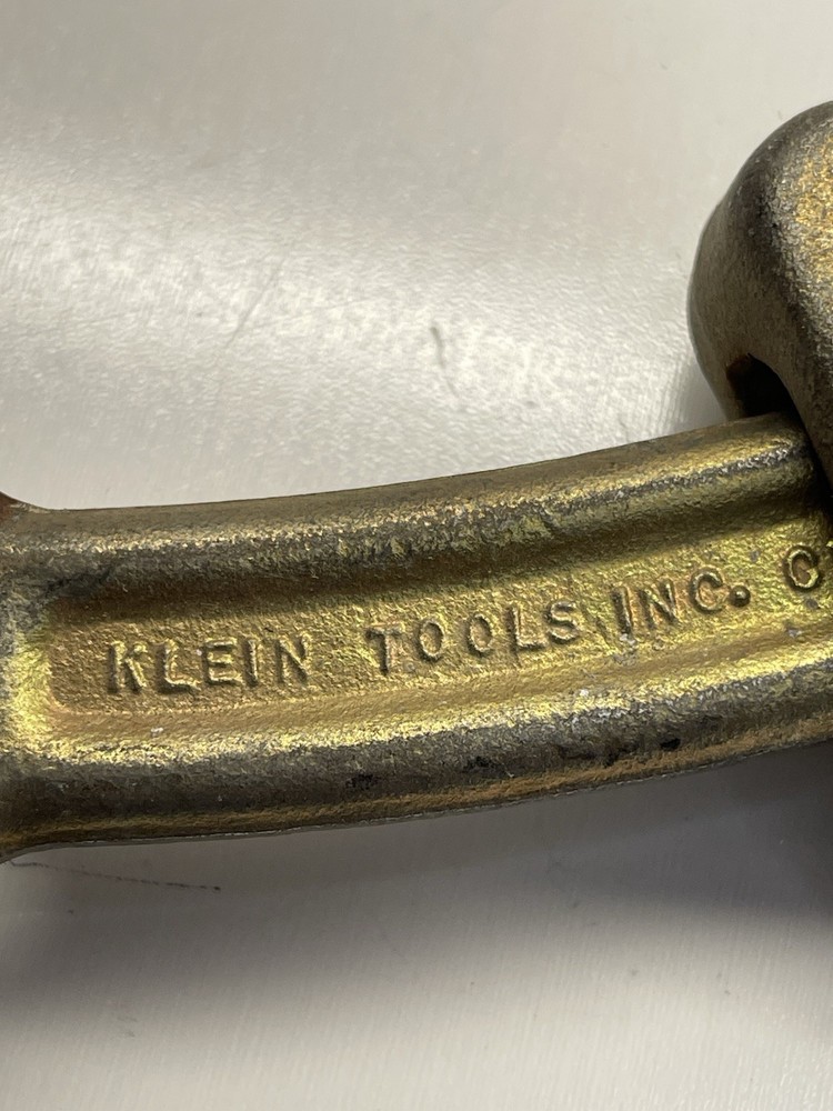 (2) NICE - KLEIN TOOLS Haven Cable Pulling Grip 5000Lbs .125 -. 50 in 1604-20L