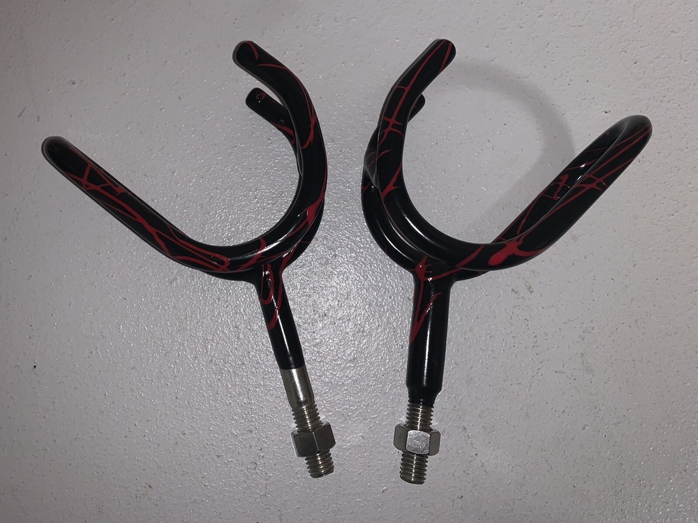 STRIPER Trolling Zero (Flat) Position. One Is Right Hand,One Is Left Hand Thread