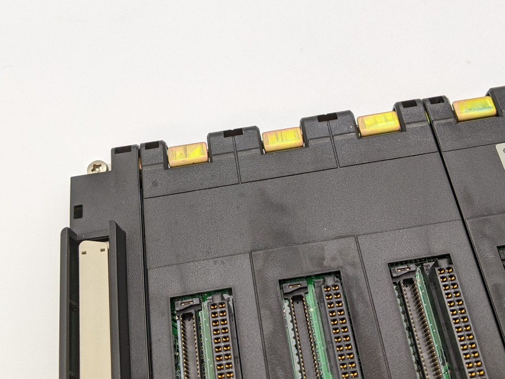 Omron CS1W-BC053 Base Unit CPU Central Processing Unit Backplane CS1 Series