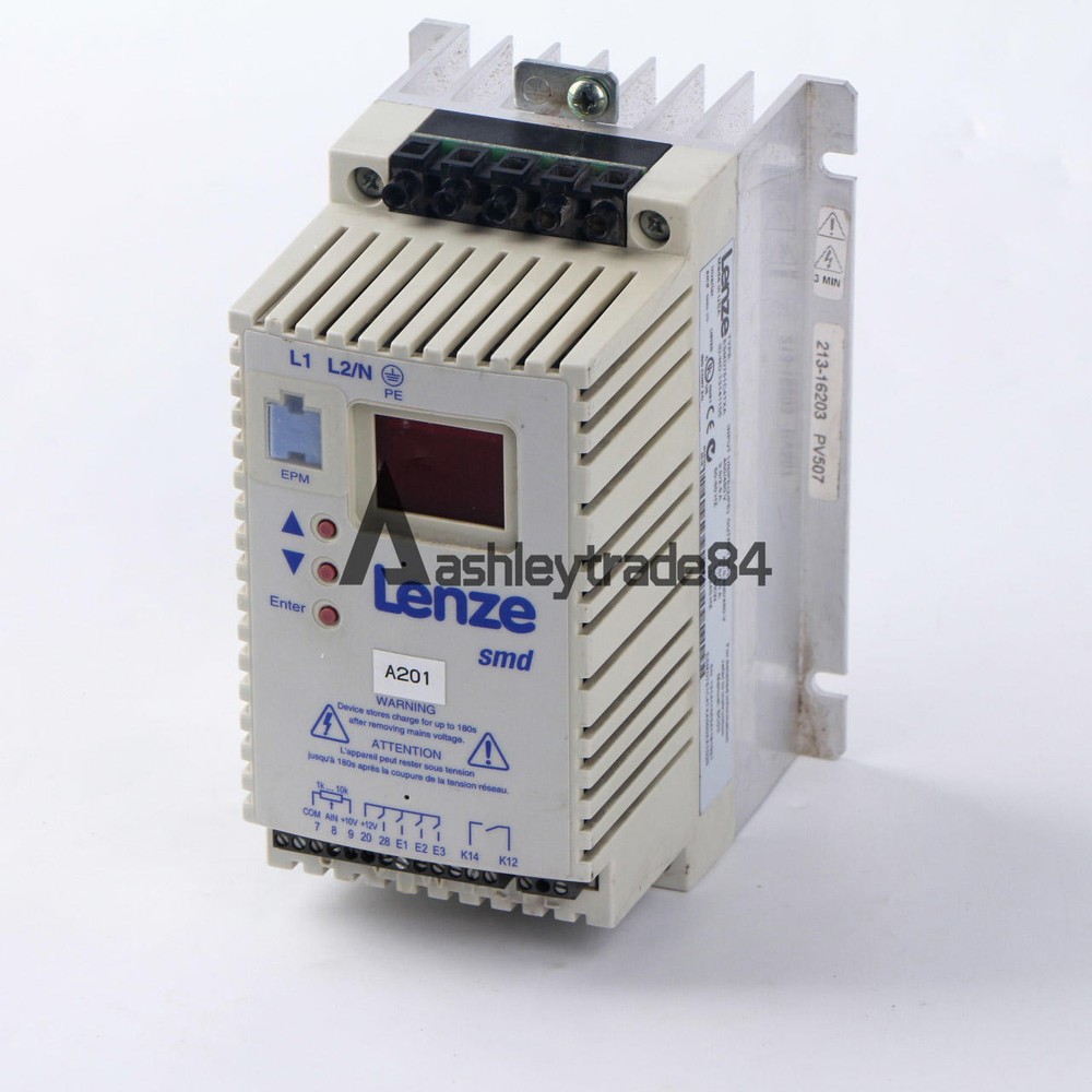 1PCS Used Lenze frequency converter ESMD751C4TXA
