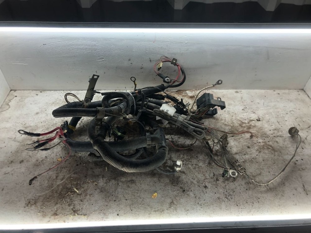 International 4700 Wiring Harness, Cab - Used