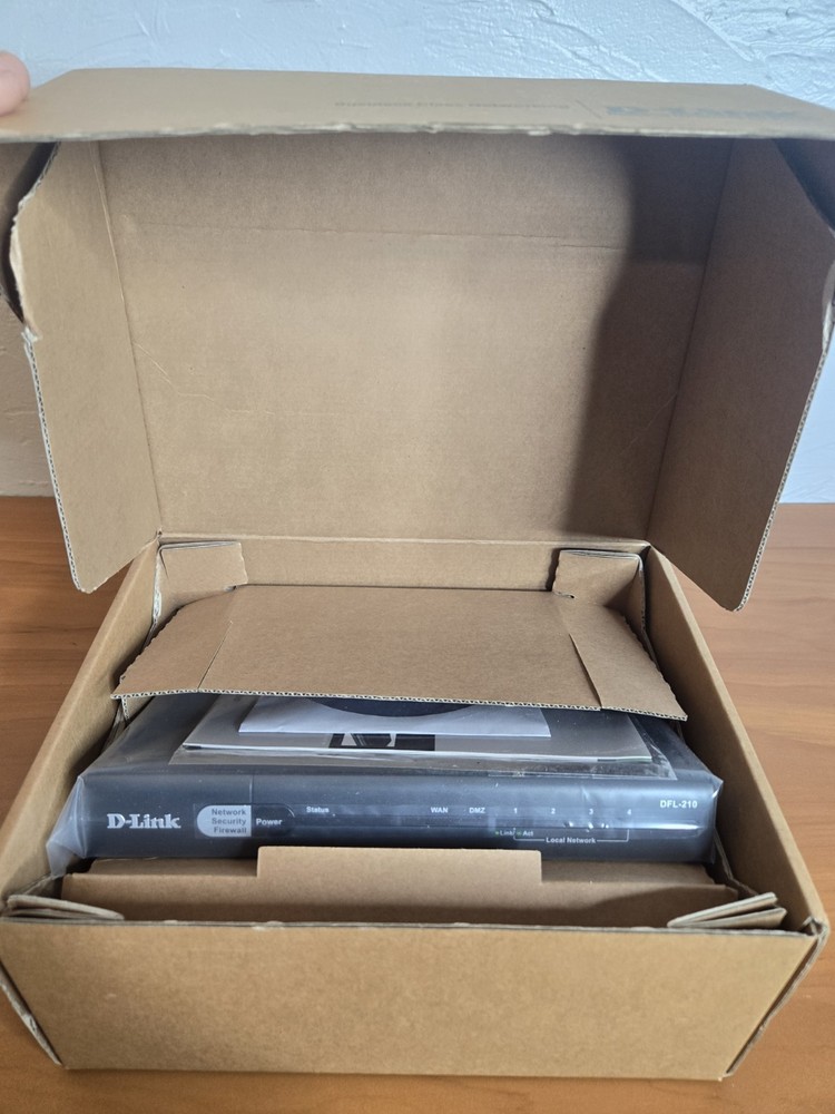 NEW DFL-210 D-Link NetDefend VPN/Firewall