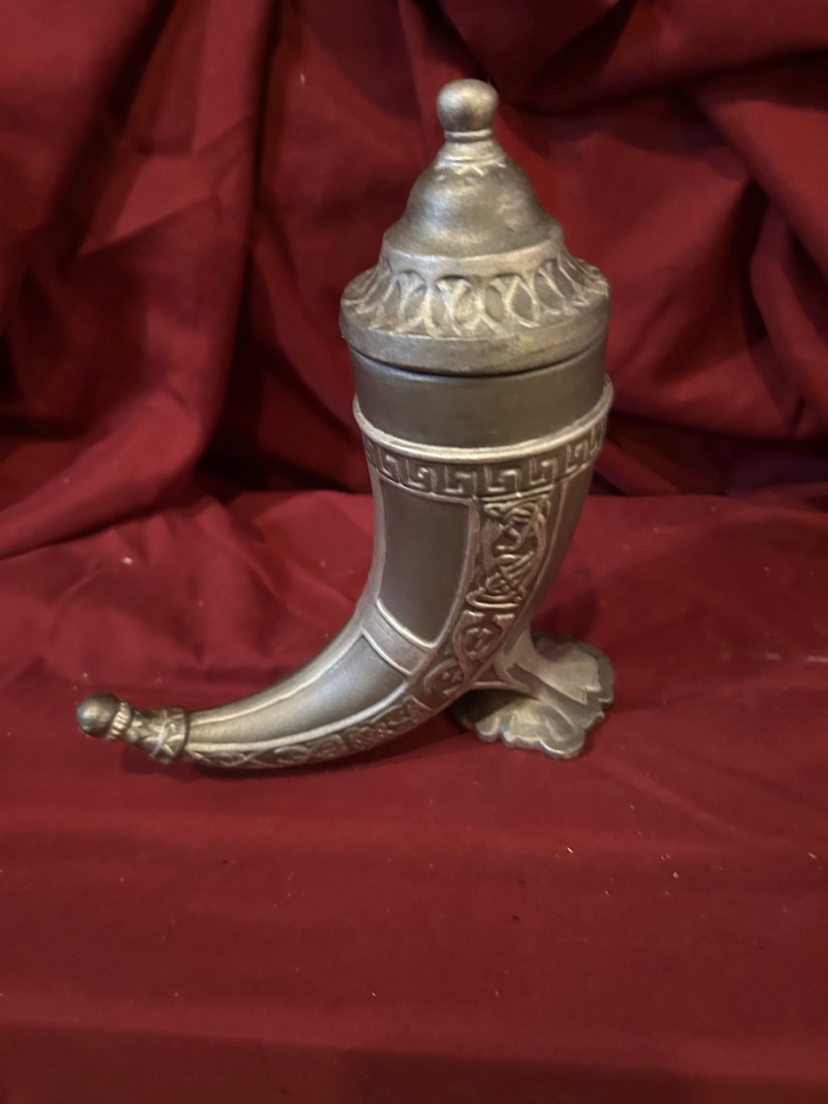 Norwegian Viking drinking horn with lid made of pewter 8in height