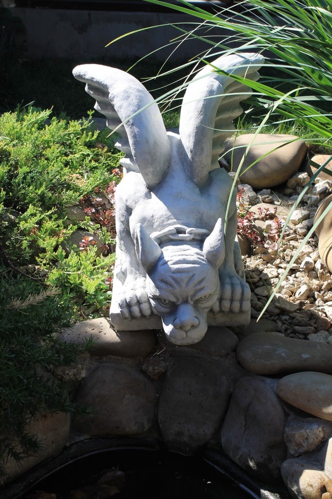 Polyurethane flexible mold with a plastic frame"Gorgul on a chain"