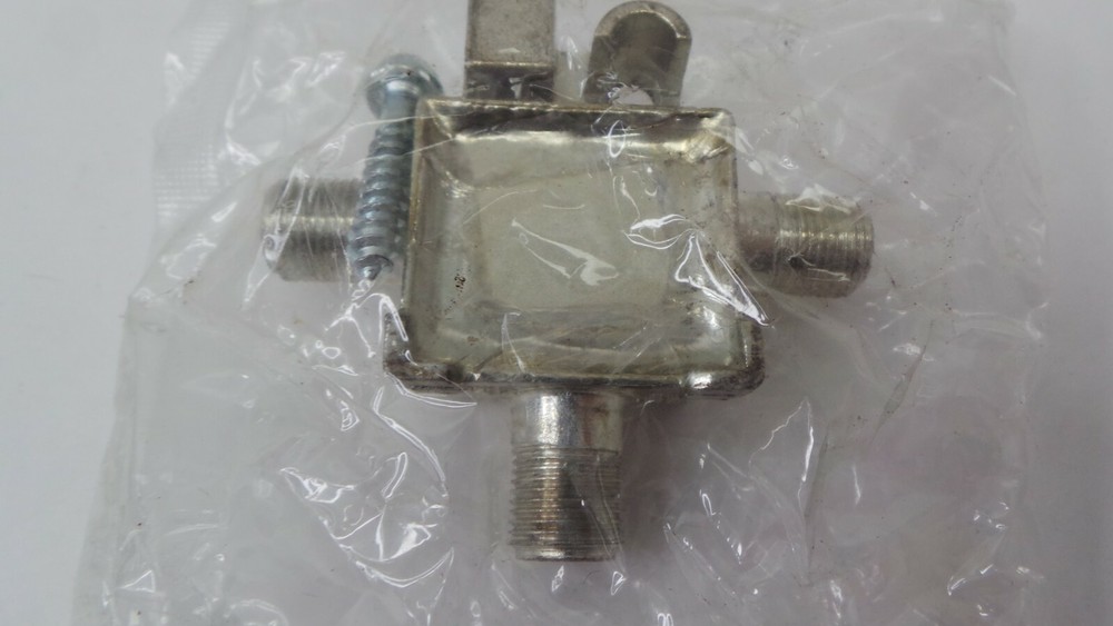 COMMSCOPE SV-DC-6G T-Type Directional Coupler, DC coupler 2-way splitter Xfinity