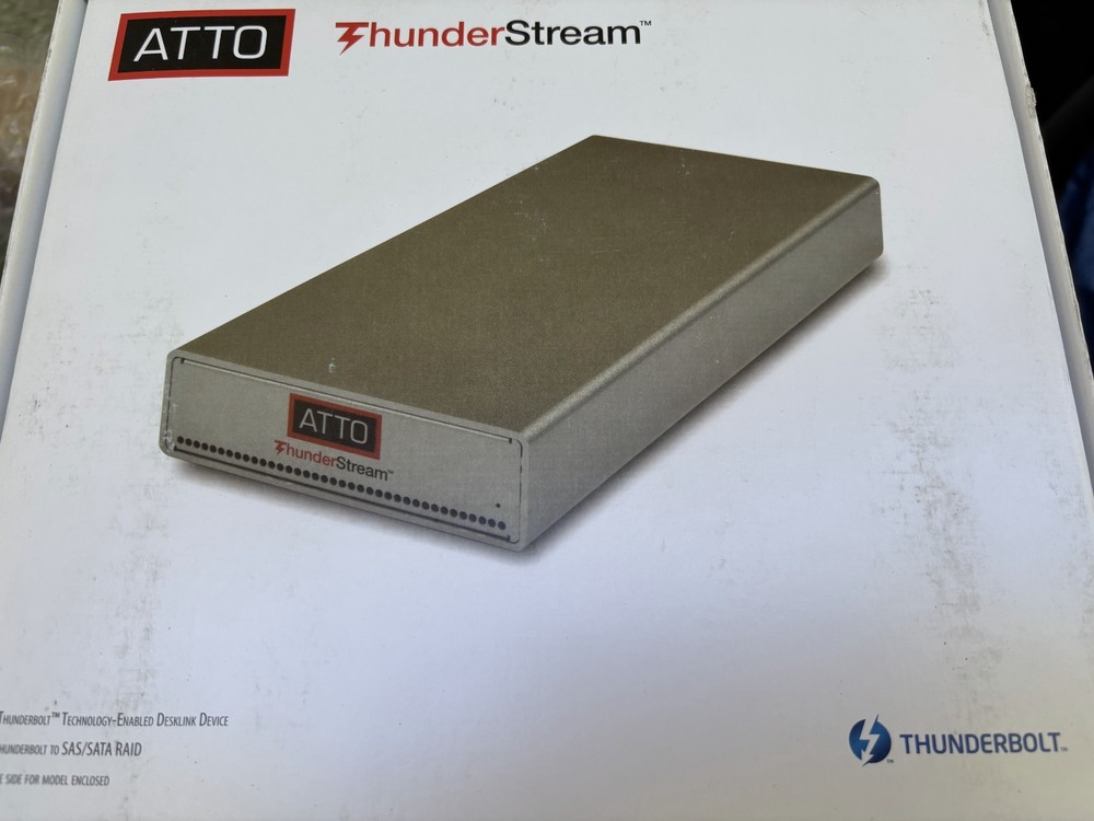 ATTO ThunderLink NT102 Thunderbolt 2 to SAS