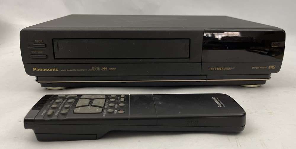 Panasonic AG-1740 VHS VCR W/ Orig. Remote Plus