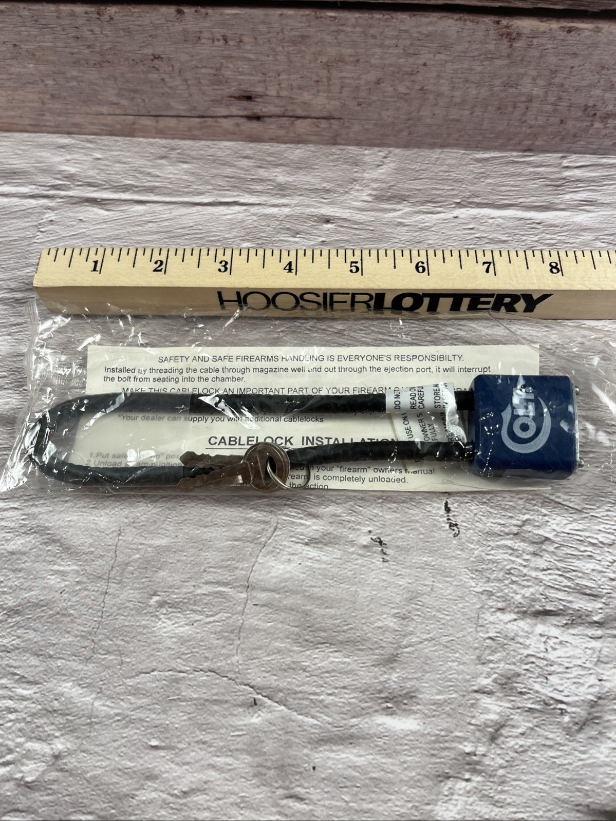 COLT Factory Cable Lock Pistol Lock with 2 Keys New In Package