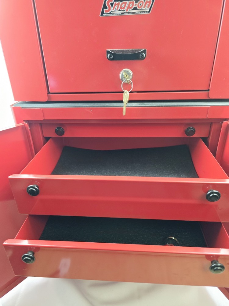 Snap On Mini Tool Box 1:2 26x16x10"