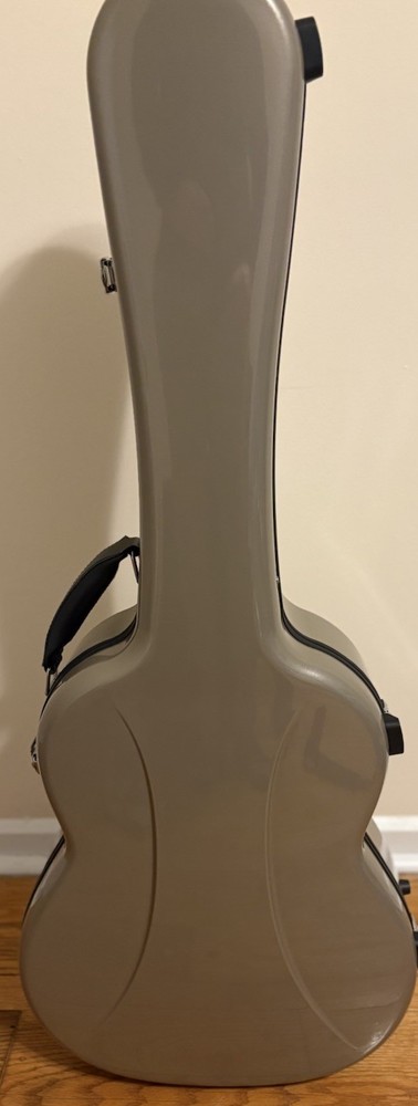 Visesnut Classical Guitar Case Premier 2 Metallic Taupe. Flight Case