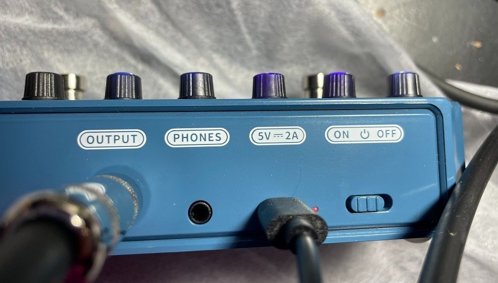 FLAMMA FG200 MULTI-EFFECTS PROCESSOR PEDAL