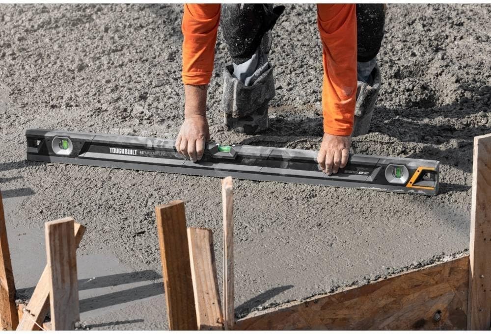 ToughBuilt – 48" Masonry Level