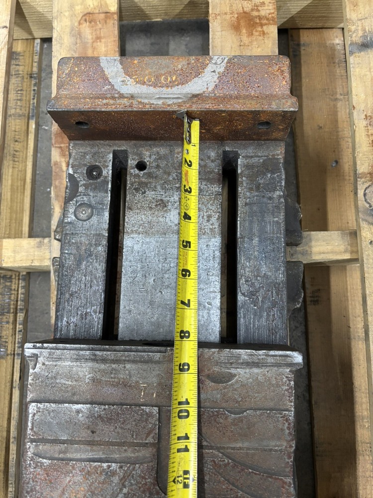 HUGE 8" Milling Machine or Radial Arm Drill Vise