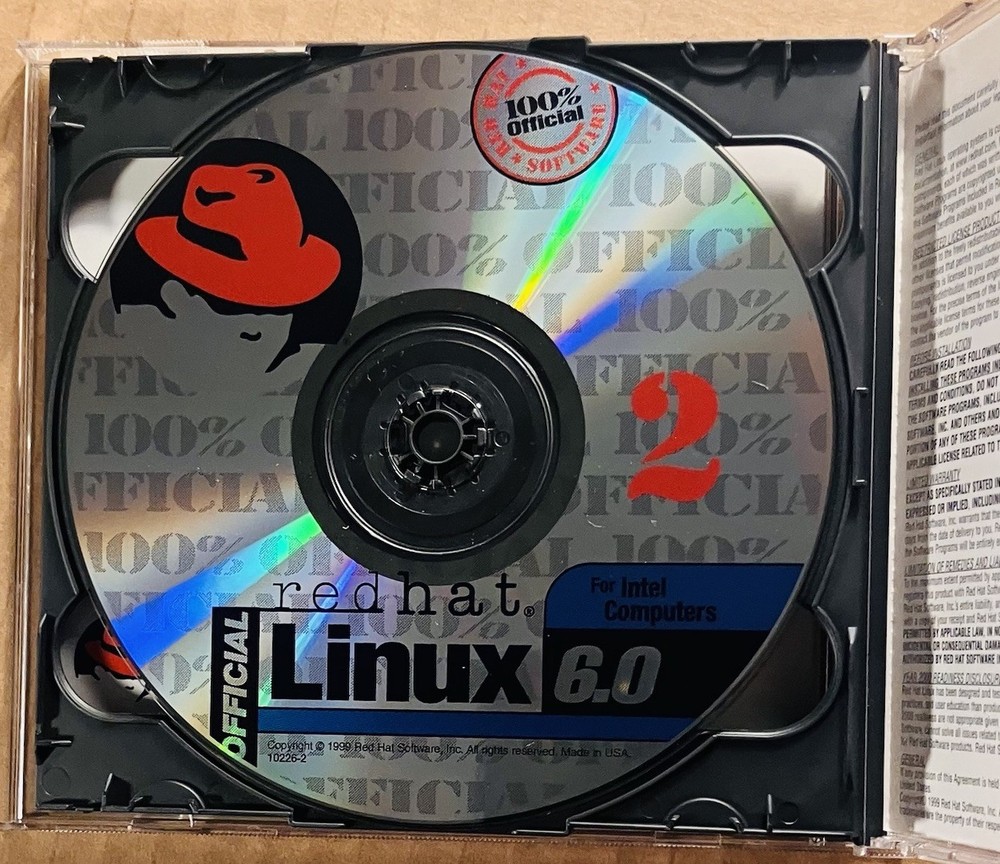 Red Hat Linux 6.0 OS for Intel PCs (2-CD, 1999) w Reg Code & Official User Guide