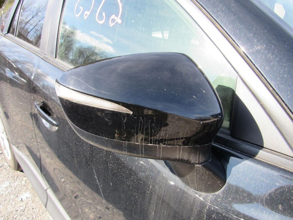 CX-5 2016 Glove Box 1030390