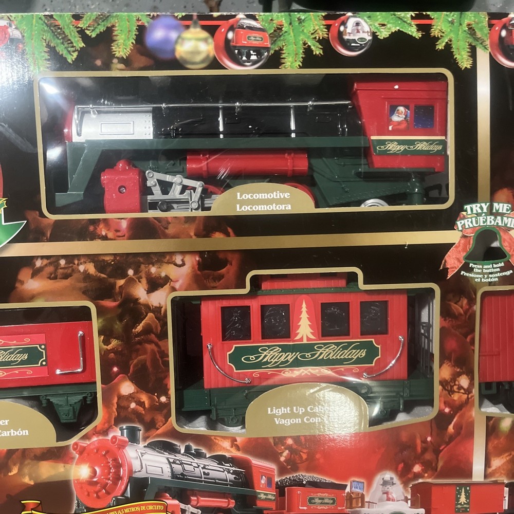 EZTEC North Pole Express 33pc Christmas Train Set 18ft Track Complete